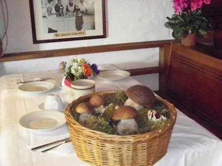 Nocleg ze śniadaniem Garni Pecol