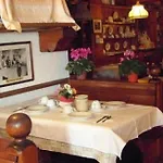 Garni Pecol Bed & Breakfast Fusine (Belluno)