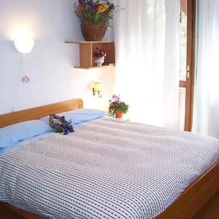 Garni Pecol Bed and breakfast